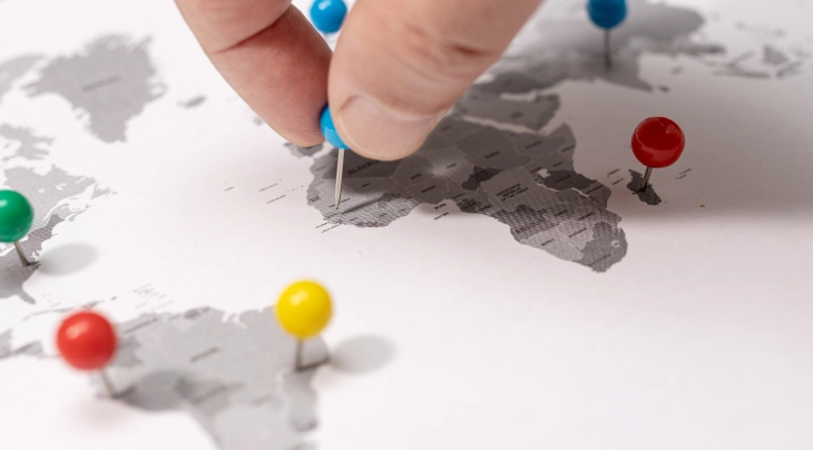 Manage international invoicing without extra complexity